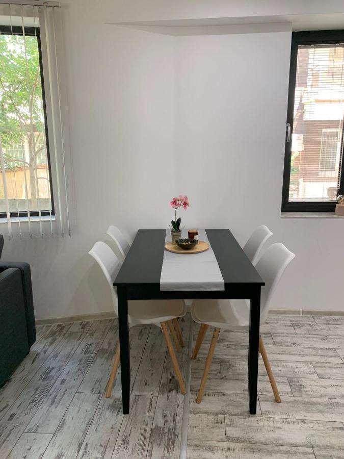 סופיה Nordic Style Apartment With Underground Parking מראה חיצוני תמונה